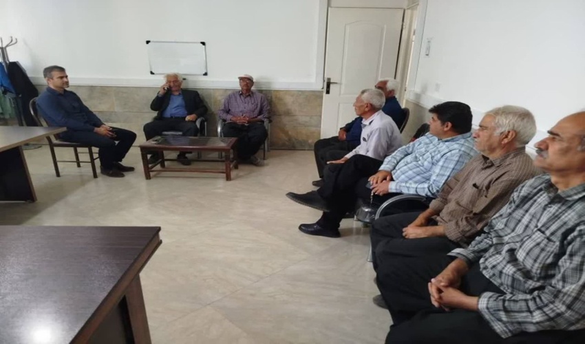 نشست حل اختلاف حدودات منابع طبیعی و کشاورزی دو روستای پاتاق و رفیع  شهرستان سرپل زهاب