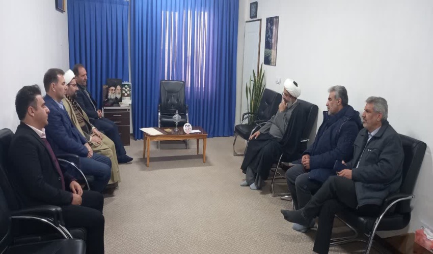 بندهای آبخیزداری سیل را از بازارچه وشهر جوانرود دور کردند 