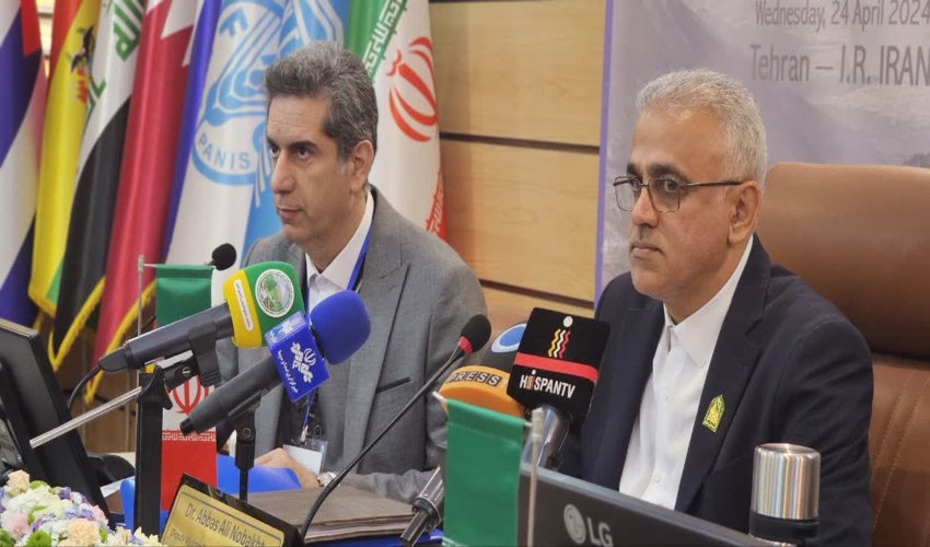  (پیام نوری ها هم نهال کاشتند.)