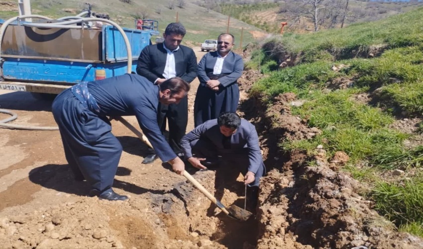 مشارکت مردم در کاشت نهال همزمان با روز طبیعت 