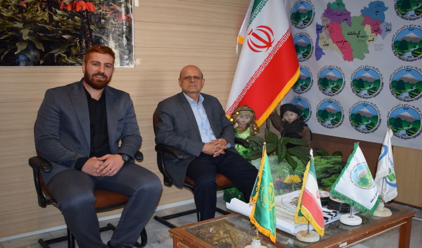 تقدیر مدیرکل منابع طبیعی و آبخیزداری استان کرمانشاه ازکارشناسان و رابطین روابط عمومی منابع طبیعی به مناسبت 27اردیبهشت روز جهانی ارتباطات و روابط عمومی