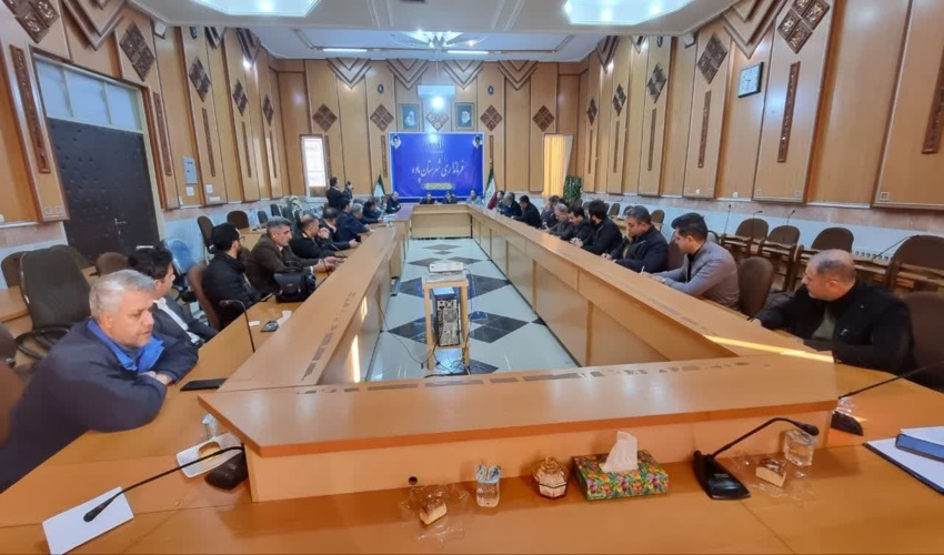 حضور مدیرکل منابع طبیعی و آبخیزداری استان کرمانشاه در جلسه شورای اداری شهرستان پاوه