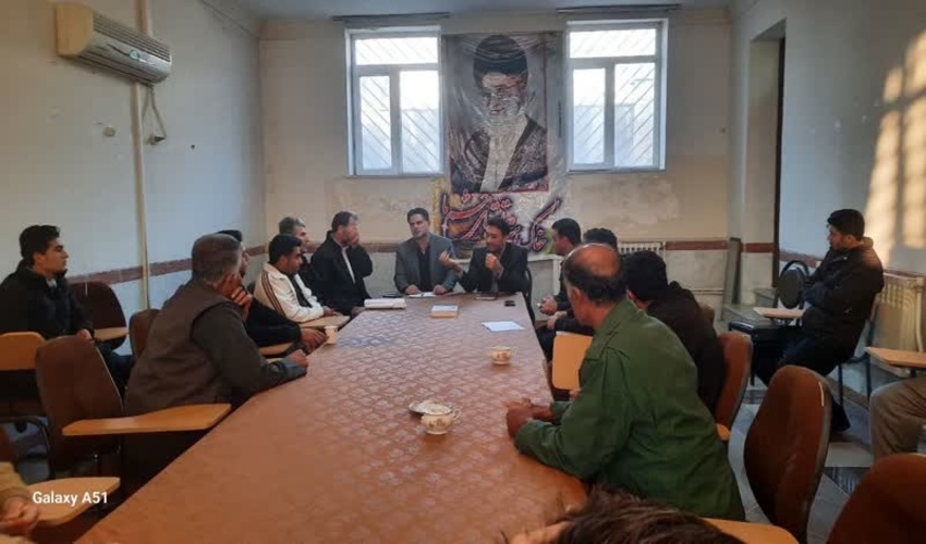 جلسه رفع اختلاف بهره برداران در شهرستان شاهو